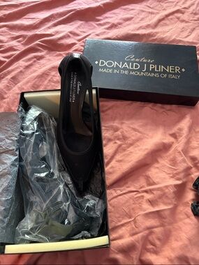 Donald J. Pliner Black Pointed Toe Heels